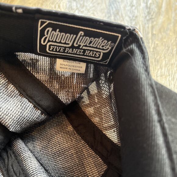 Johnny Cupcakes Baseball Five Panel Camo Hat NEW - Picture 4 of 4